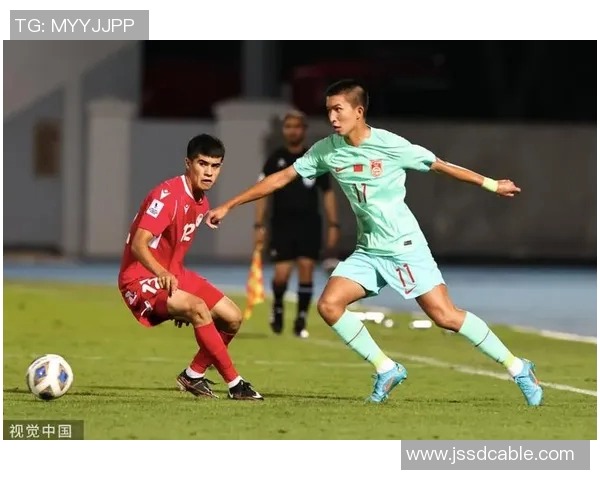 塔吉克斯坦足球的骄傲与未来之星揭开塔吉克斯坦男足明星球员的风采